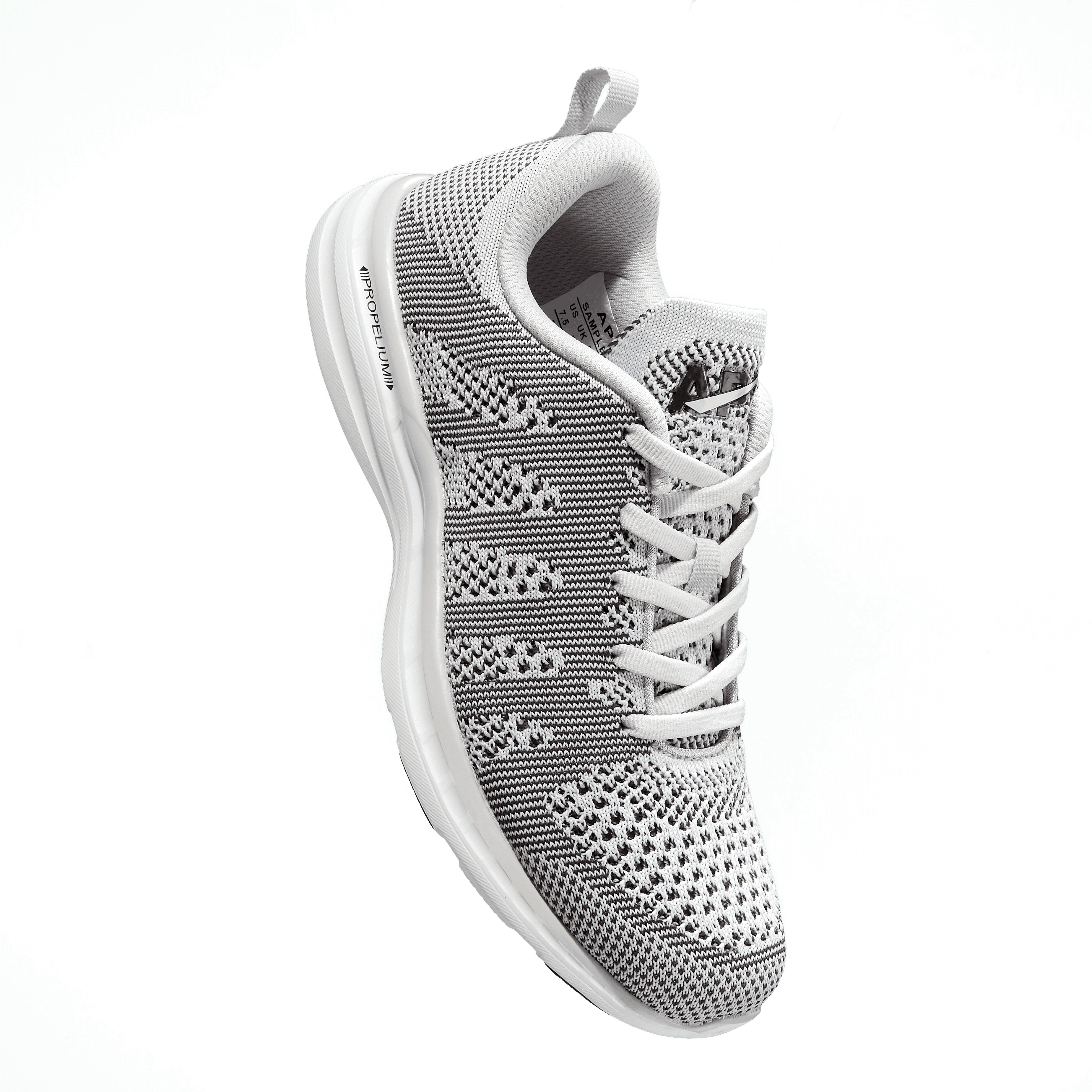 apl techloom pro knit running shoe